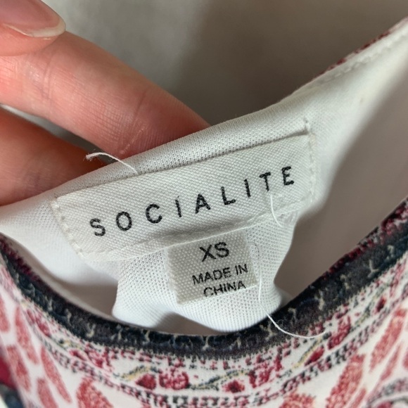 Tillys Patterned Ruched Tank Top - Picture 3 of 3